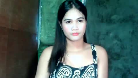 Snapshot of swettie_rhea chatting on 07/14/26, 05:45 Rhea online show from 07/14/26, 05:45