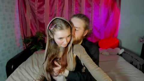 Snapshot of swiity_room_ chatting on 04/21/26, 04:34 Slavik Vikulik online show from 04/21/26, 04:34