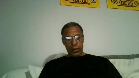 Snapshot of swimmerbod2495 chatting on 06/21/26, 02:03 swimmerbod2495 online show from 06/21/26, 02:03