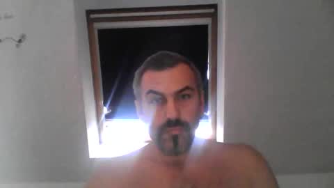swinger_men_austria online show from 10/28/25, 07:56