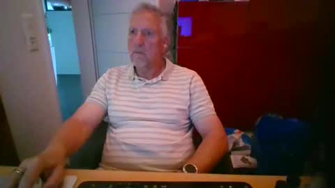 swiss_german_01 online show from 10/16/25, 06:58