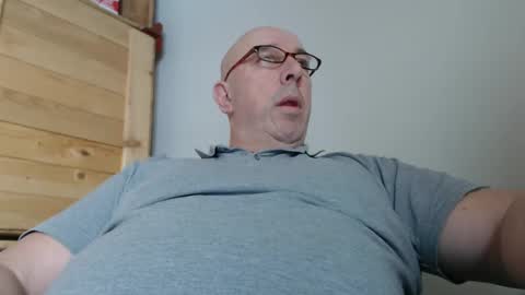 swissscooby55 online show from 02/15/25, 07:49