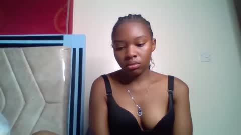 Snapshot of swit_candy chatting on 03/05/26, 04:52 Candy online show from 03/05/26, 04:52