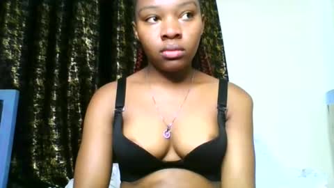 Snapshot of swit_candy chatting on 04/08/26, 12:38 Candy online show from 04/08/26, 12:38