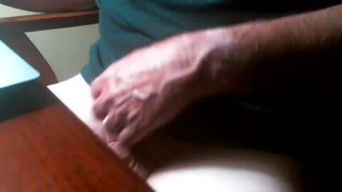 Snapshot of swizzle__stick chatting on 05/08/26, 09:58 will jeffers online show from 05/08/26, 09:58