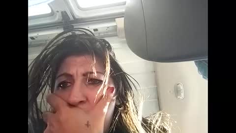 Snapshot of swollenclitneedsdad chatting on 10/08/25, 08:06 swollenclitneedsdad online show from 10/08/25, 08:06