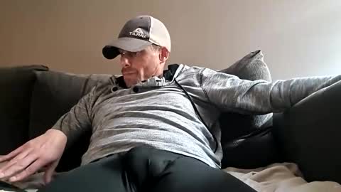 swontguy2025 online show from 10/30/25, 04:58