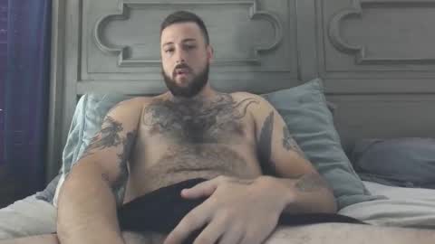 swoozy_ online show from 11/19/25, 06:52