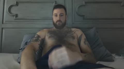 swoozy_ online show from 11/21/25, 06:17