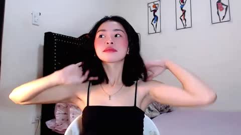 Holly online show from 01/11/25, 03:02