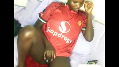 Snapshot of swtvrg2558 chatting on 12/01/25, 11:43 swtvrg2558 online show from 12/01/25, 11:43