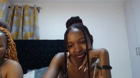 Camilla online show from 03/09/25, 03:16