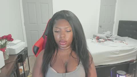 Snapshot of sxamleuy chatting on 09/09/25, 02:44 sxamleuy online show from 09/09/25, 02:44