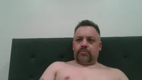 Snapshot of sxylegsturnmeon chatting on 10/31/25, 08:10 sxylegsturnmeon online show from 10/31/25, 08:10