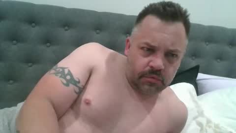 Snapshot of sxylegsturnmeon chatting on 11/16/25, 02:06 sxylegsturnmeon online show from 11/16/25, 02:06