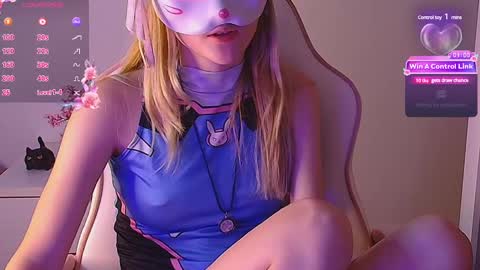 Snapshot of sydney_max chatting on 02/28/25, 02:20 Milena online show from 02/28/25, 02:20