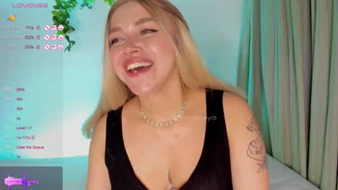 Call me Daian  Independient model online show from 09/10/25, 07:58