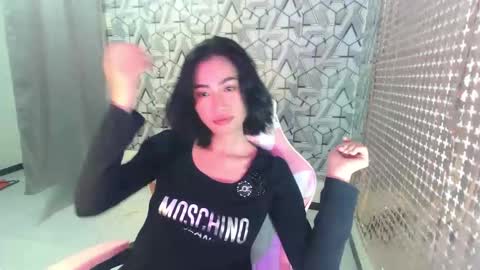 Snapshot of sydnyxox1 chatting on 01/14/26, 01:00 sydnyxox1 online show from 01/14/26, 01:00