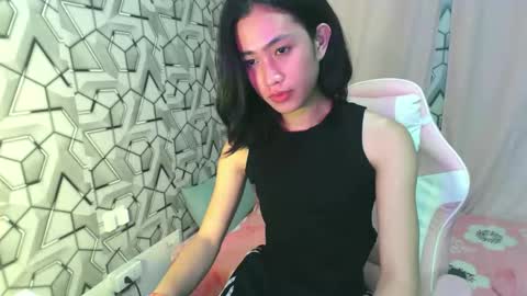 Snapshot of sydnyxox1 chatting on 05/19/26, 02:45 sydnyxox1 online show from 05/19/26, 02:45