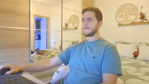 Snapshot of syl092 chatting on 10/23/25, 03:00 syl092 online show from 10/23/25, 03:00