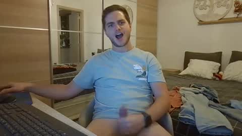 Snapshot of syl092 chatting on 11/04/25, 05:23 syl092 online show from 11/04/25, 05:23