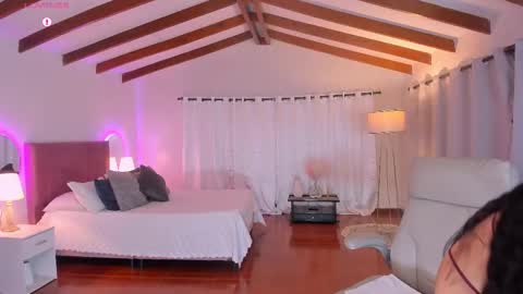 sylvana online show from 10/24/25, 04:42