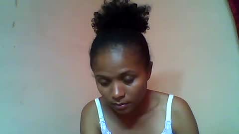 Snapshot of sylvaniah01 chatting on 05/16/26, 12:15 sylvaniah01 online show from 05/16/26, 12:15