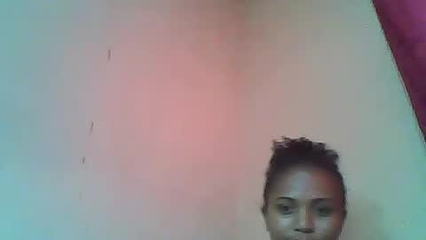 Snapshot of sylvaniah01 chatting on 05/17/26, 12:23 sylvaniah01 online show from 05/17/26, 12:23
