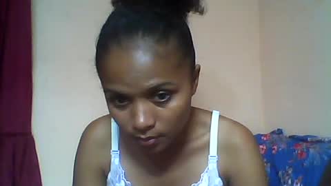 Snapshot of sylvaniah01 chatting on 05/21/26, 07:15 sylvaniah01 online show from 05/21/26, 07:15