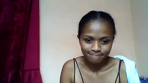 Snapshot of sylvaniah01 chatting on 05/29/26, 07:17 sylvaniah01 online show from 05/29/26, 07:17