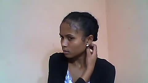 Snapshot of sylvaniah01 chatting on 06/12/26, 07:24 sylvaniah01 online show from 06/12/26, 07:24
