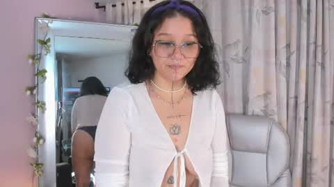    online show from 07/09/26, 12:42