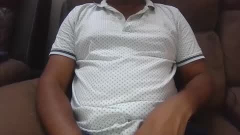 symond_jns online show from 05/19/26, 09:48