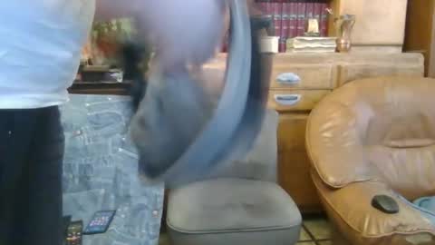 Snapshot of sympa_trique chatting on 09/21/25, 09:22 sympa_trique online show from 09/21/25, 09:22