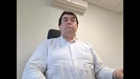 Snapshot of sympa_trique chatting on 10/13/25, 07:08 sympa_trique online show from 10/13/25, 07:08