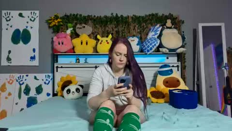 Jennah online show from 06/12/26, 12:09