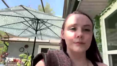Jennah online show from 06/17/26, 07:26