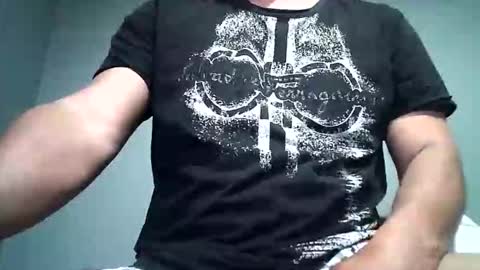 Snapshot of systol0 chatting on 10/18/25, 05:32 systol0 online show from 10/18/25, 05:32