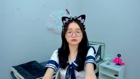 Snapshot of syuri_sun chatting on 06/03/26, 02:33 Yuki online show from 06/03/26, 02:33