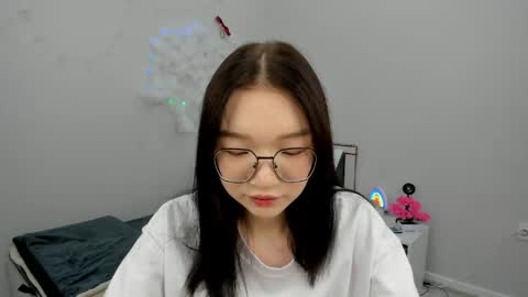 Snapshot of syuri_sun chatting on 06/08/26, 02:28 Yuki online show from 06/08/26, 02:28