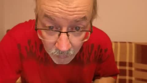 szaszinno6669068 online show from 09/10/25, 10:21