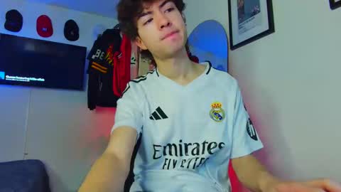 TONER online show from 09/26/25, 02:37