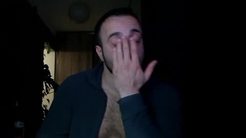 Snapshot of t_huracane chatting on 12/09/24, 06:14 Huracane online show from 12/09/24, 06:14