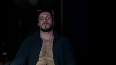 Snapshot of t_huracane chatting on 12/30/24, 04:51 Huracane online show from 12/30/24, 04:51