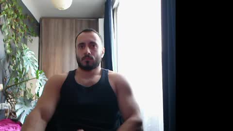 Snapshot of t_huracane chatting on 01/28/25, 01:16 Huracane online show from 01/28/25, 01:16