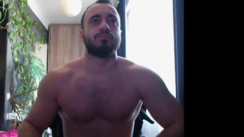 Snapshot of t_huracane chatting on 01/29/25, 06:54 Huracane online show from 01/29/25, 06:54