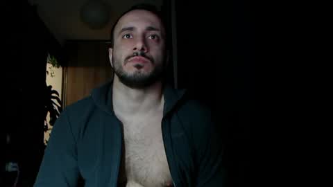 Snapshot of t_huracane chatting on 02/03/25, 06:17 Huracane online show from 02/03/25, 06:17