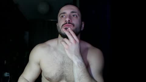 Snapshot of t_huracane chatting on 02/07/25, 06:24 Huracane online show from 02/07/25, 06:24