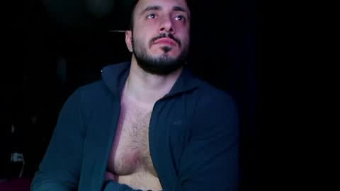 Snapshot of t_huracane chatting on 02/15/25, 04:56 Huracane online show from 02/15/25, 04:56