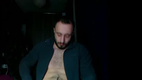 Snapshot of t_huracane chatting on 02/25/25, 06:20 Huracane online show from 02/25/25, 06:20